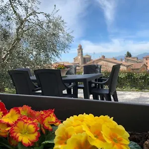 casa-bruna-3-room-apartment-with-private-garden.hotelinveneto.com/