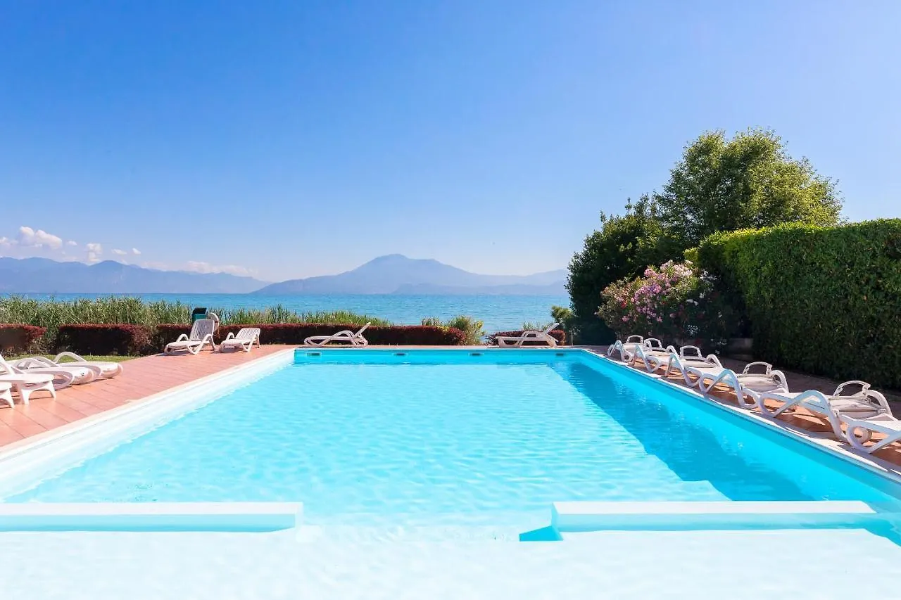 Ferrari 13 Apartment By Wonderful Italy Sirmione