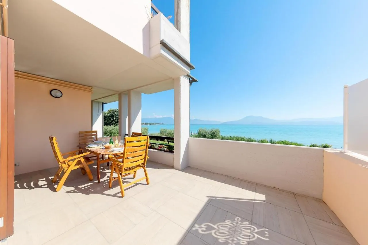 Ferrari 13 Apartment By Wonderful Italy Sirmione Itália